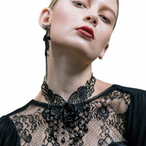 Black Rose Lace Chocker